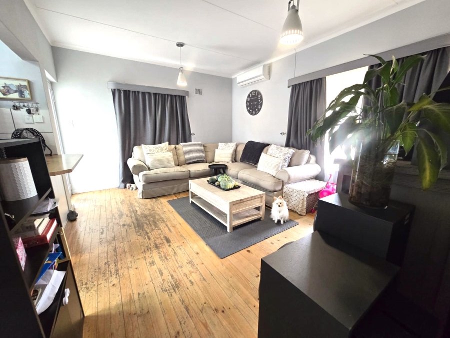 2 Bedroom Property for Sale in Paarl North Western Cape